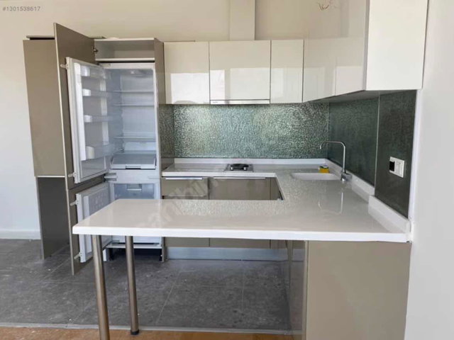 ELMAR TOWER'DA BÜYÜK TİP  KİRACISIZ SATILIK 1+1
