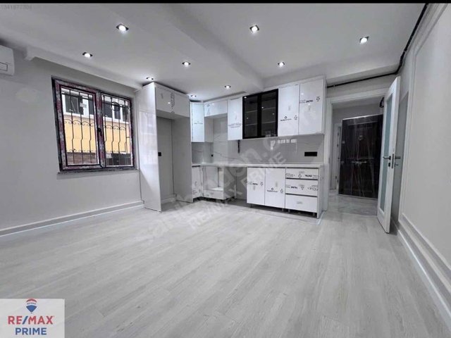 BAYRAMPAŞA,YILDIRIM MAHALLESİNDE ADA PARKA YAKIN SIFIR 2+1 DAİRE