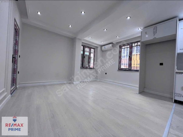 BAYRAMPAŞA,YILDIRIM MAHALLESİNDE ADA PARKA YAKIN SIFIR 2+1 DAİRE