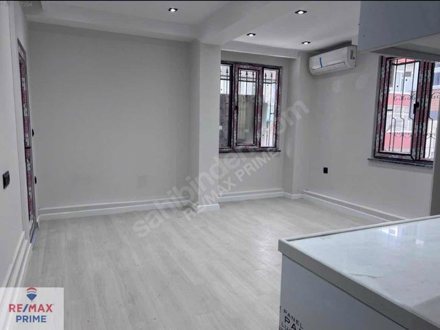 BAYRAMPAŞA,YILDIRIM MAHALLESİNDE ADA PARKA YAKIN SIFIR 2+1 DAİRE