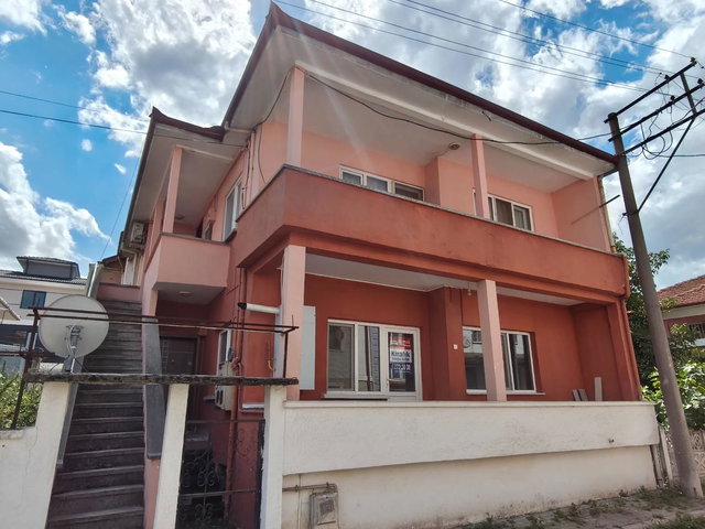 REMAX MAVİDEN ADP. ÇARŞI MERKEZE YÜRÜME 3+1 KİRALIK DAİRE