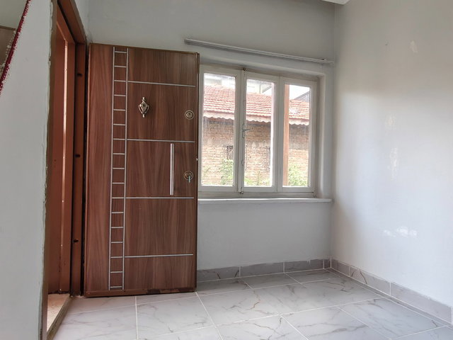 REMAX MAVİDEN ADP. ÇARŞI MERKEZE YÜRÜME 3+1 KİRALIK DAİRE