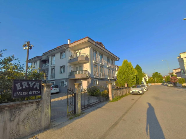 REMAX MAVİ'DEN SERDİVAN MİLLET BAHÇESİ YANI, 4+1, GARAJLI, DAİRE