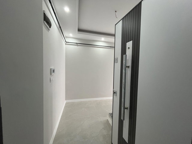 REMAXÇAKRA ÖMER ONAYCI / YAZLIKTA GENIŞ SIFIR 2+1 SATILIK DAIRE