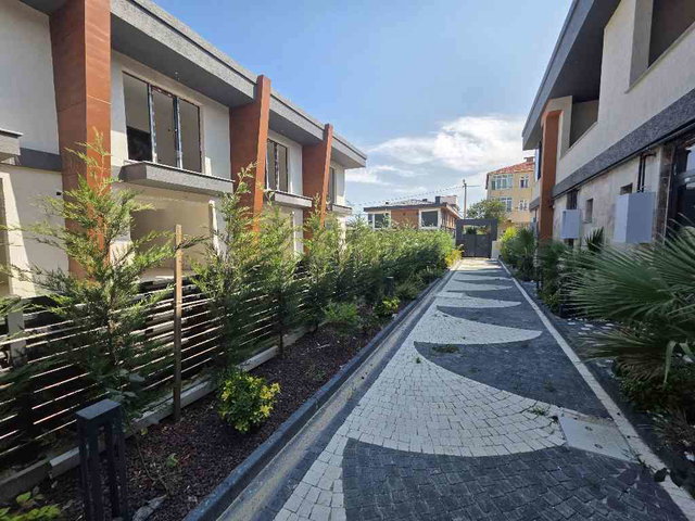 ÇORLU’DA SIFIR 2+1 VİLLA | YERDEN ISITMA, 3 BANYO/3 WC, DOĞU-GÜNEY CEPHE