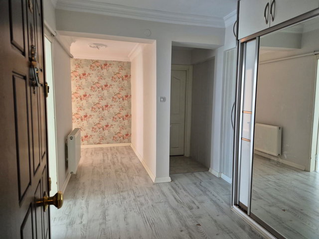 İNCİRLİ MAHALLESİ BAĞIMSIZ FUL YAPILI ÖNÜ AÇIK 3+1 SATILIK DAİRE