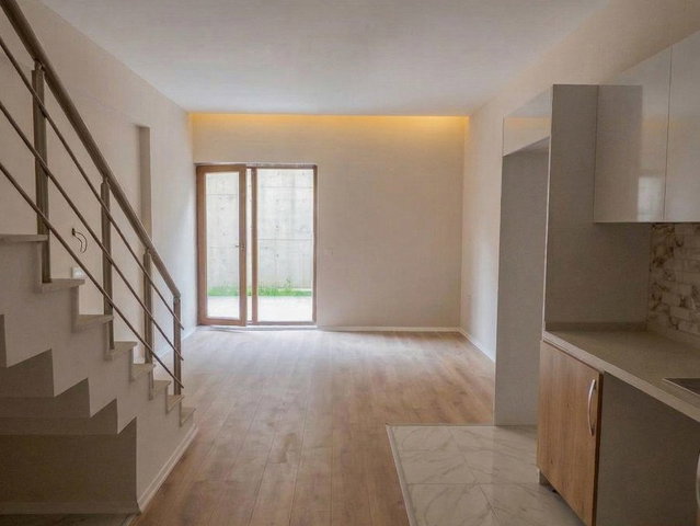 PENDIK'TE CAPTAIN HILL RESIDENCE'TA SATILIK 4+1 BAHÇE TRIPLEKS