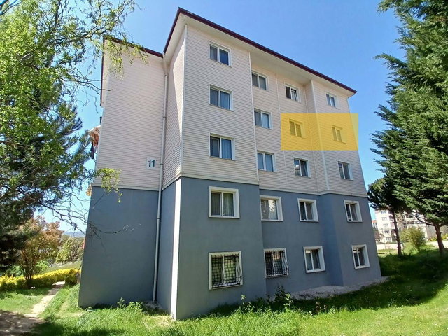 REMAX DESİGN HÜSEYİN KORKMAZ ADAPAZARI KORUCUKTA 2+1 SATILIK DAİRE