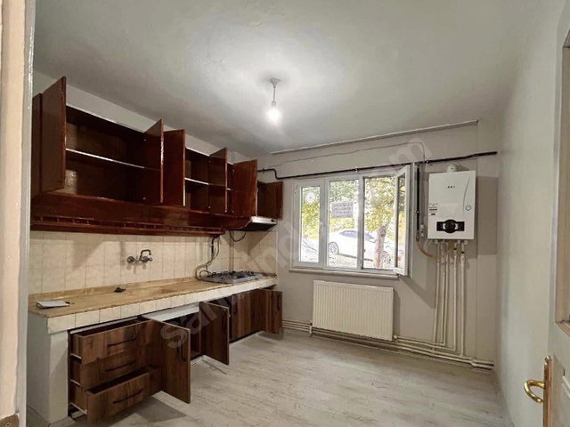 SERDİVAN’DA 2+1 BAHÇE KATI KİRALIK DAİRE