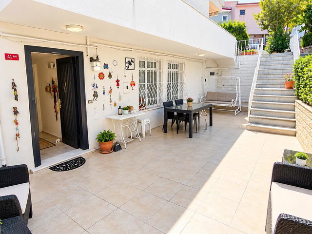 REMAX KAYA'DAN SİLİVRİ ÖZYÖREM SİTESİNDE SATILIK 2+1 DAİRE