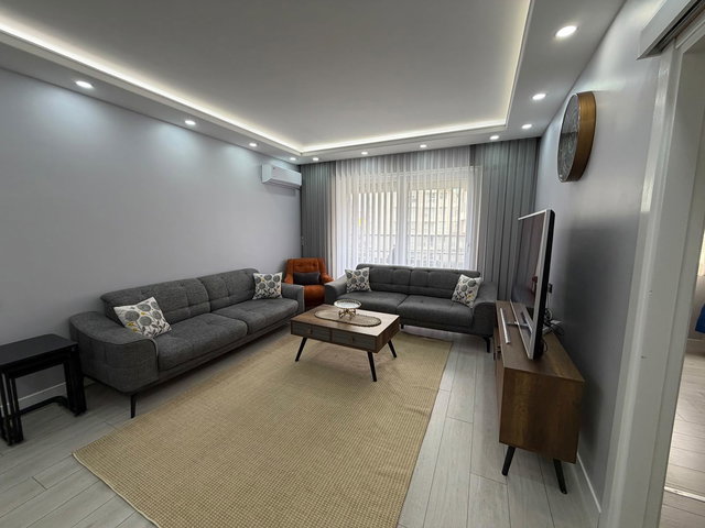 AKSE YAŞAM KONUTLARINDA KOMPLE YENİLENMİŞ MASRAFSIZ 2+1 DAİRE