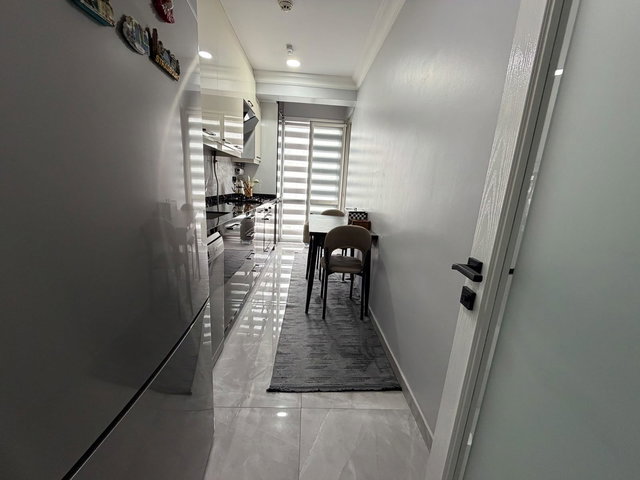 AKSE YAŞAM KONUTLARINDA KOMPLE YENİLENMİŞ MASRAFSIZ 2+1 DAİRE