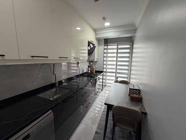 AKSE YAŞAM KONUTLARINDA KOMPLE YENİLENMİŞ MASRAFSIZ 2+1 DAİRE