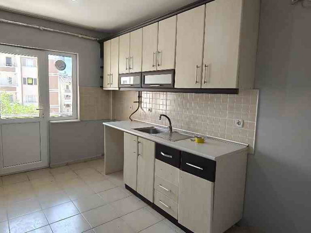ADAPAZARI’NDA SİTE İÇİNDE 3+1 | 110 M² | ÇİFT WC | BALKON | BOŞ & EŞYASIZ