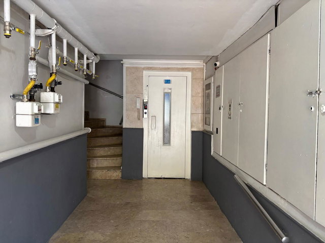 48 ÜÇYOL MEYDANDA CADDE ÜZERI METRO YAKINI 3+1 KIRALIK DAIRE