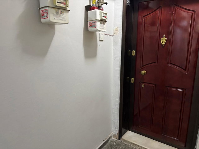 48 ÜÇYOL MEYDANDA CADDE ÜZERI METRO YAKINI 3+1 KIRALIK DAIRE