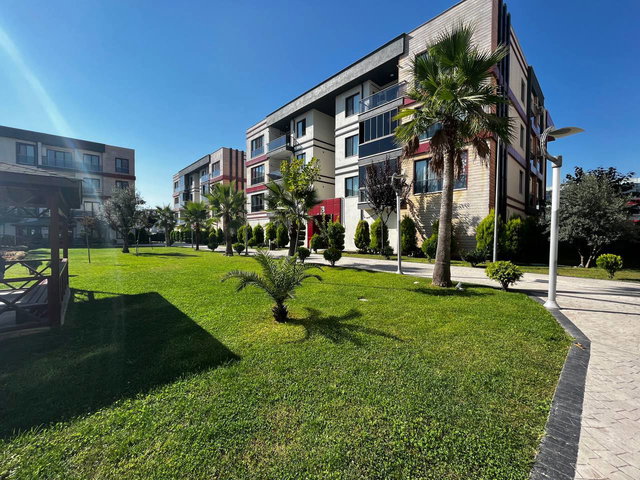 KARTEPE KARCITY SİTESİ'NDE 1+1 SATILIK DAİRE