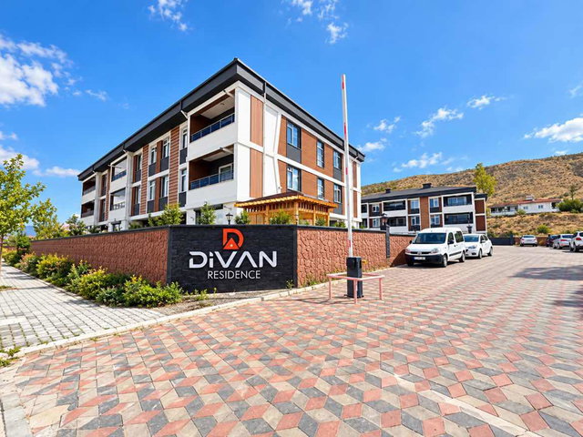 REMAX DEM'DEN BAŞBAĞLAR MAHALLESİN DE EŞYALI SATILIK 1+1 DAİRE