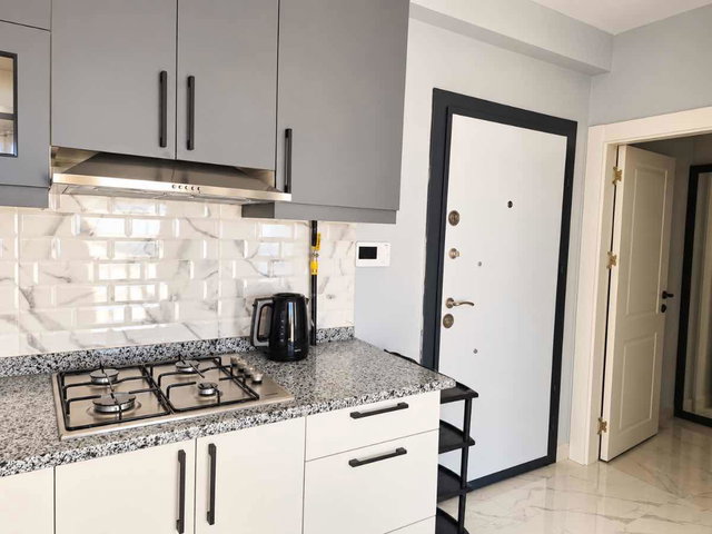 REMAX DEM'DEN BAŞBAĞLAR MAHALLESİN DE EŞYALI SATILIK 1+1 DAİRE