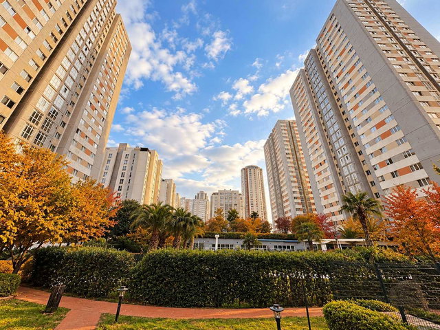 AĞAOĞLU MY WORLD EQUİNOX’TA EŞYALI 2+1 | 138 M² BRÜT | 2 BANYO | BALKON