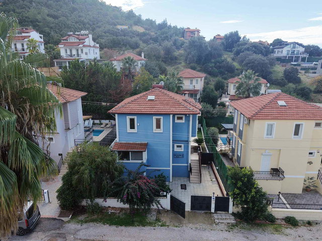 FETHIYE OVACIKTA EŞYALI TRİPLEX 5+1 MÜSTAKİL VİLLA