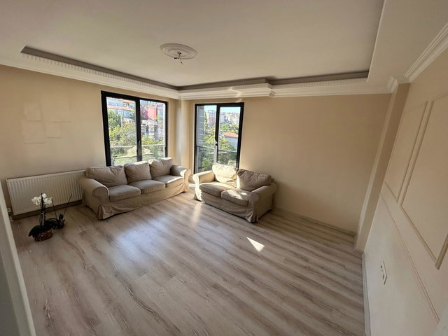 EYÜPSULTAN KARADOLAP MAH. SATILIK 2+1 KAPALI MUTFAK REMAX PRO HARUN