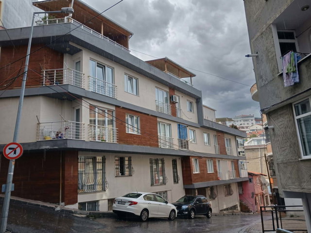İSLAMBEY MAHALLESİ ÜSKÜP SOKAK'TA 3+1 SATILIK DUBLEKS DAİRE REMAX PRO HARUN