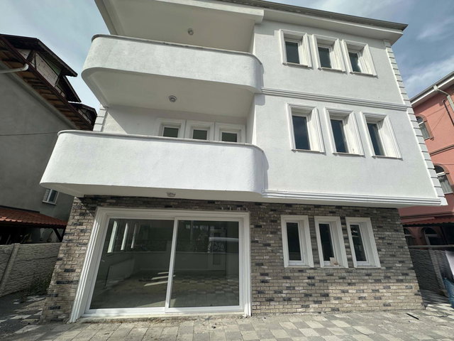SERDİVAN ARABACIALANI MAH.KOMPLE YENİLENMİŞ SATILIK 2+1 DAİRE.