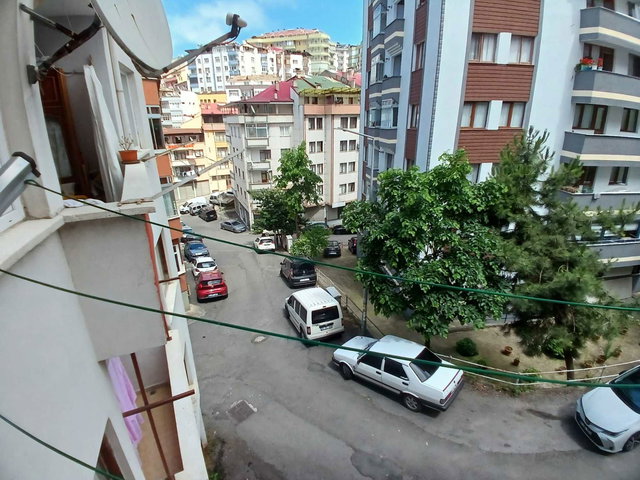 ORTAHISAR YENICUMA'DA SATILIK 2+1 DAIRE