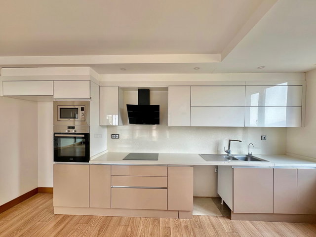 REMAX HİLAL'DEN DENİZ MANZARALI SATILIK 3+1 DAİRE