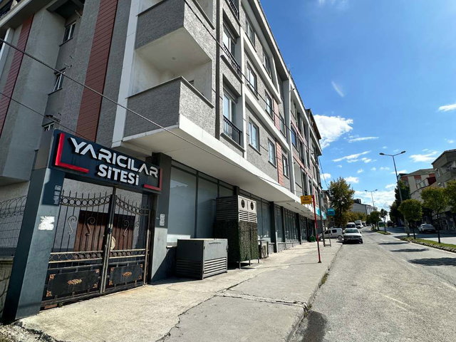 ARNAVUTKÖY'DE 3+2 KIRALIK DAİRE REMAX PRO HARUN
