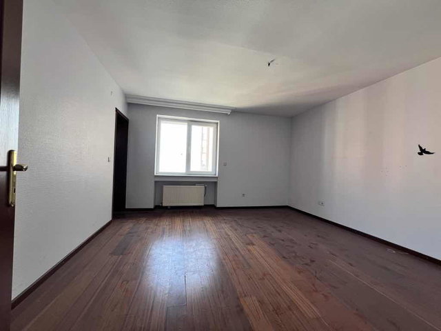 BEYLIKDÜZÜ PARLEMENTERLER SITESINDE DENIZ MANZARALI 3+1 DAIRE