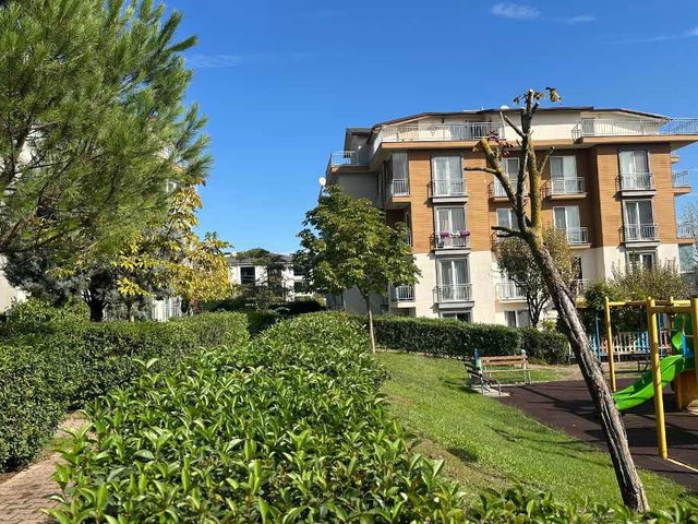KARTEPE SARIMEŞE KONAKLARINDA 240M2 SATILIK BAHÇE DUBLEKS