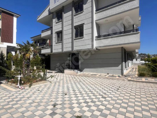 RE/MAX ŞEHİR YALOVA 'DAN KADIKÖY'DE SATILIK 1+1 DAİRE