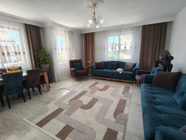 REMAX TOROS'TAN MEZİTLİ YENİ MAH'DE ERDEM SİTESİ'NDE KİRALIK 3+1