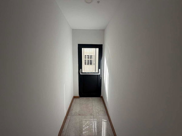 REMAX DEM'DEN ŞEHİR HASTANESİ YANINDA EŞYALI 1+1 KİRALIK DAİRELER