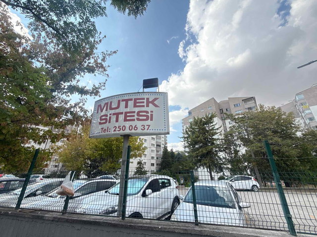 KENT KOOP. MAHALLESİ MUTEK SİTESİNDE SATILIK 3+1 DAİRE