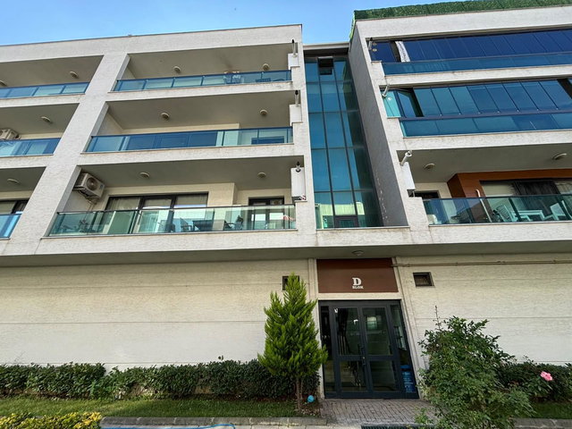 REMAX ŞEHİR'DEN ÇİFTLİKKÖY ATATÜRK CADDESİ'NDE KİRALIK 3+1 DAİRE