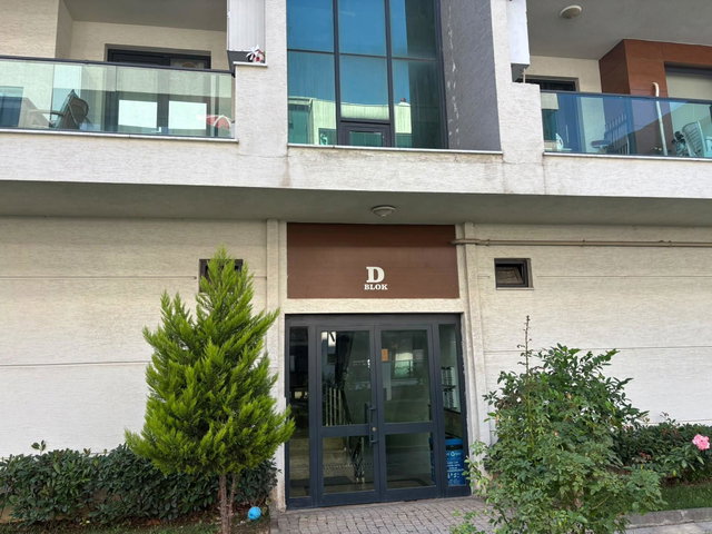 REMAX ŞEHİR'DEN ÇİFTLİKKÖY ATATÜRK CADDESİ'NDE KİRALIK 3+1 DAİRE