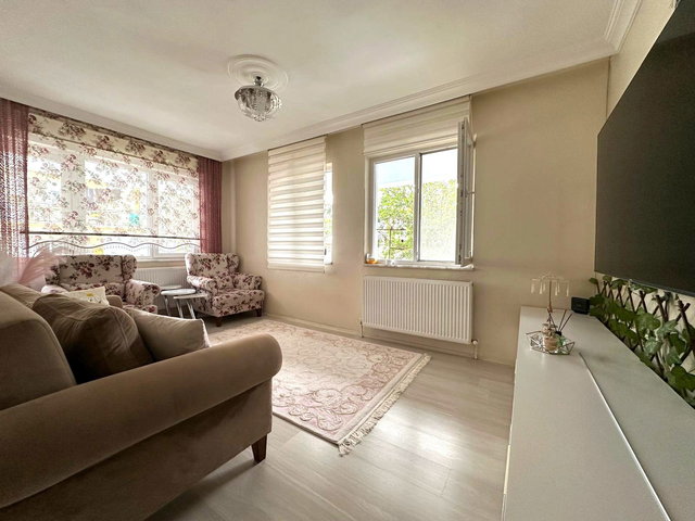 RE/MAX İNCİ'DEN ALTIEYLÜL BAHÇELİEVLER MAH'DE SATILIK 2+1 DAİRE