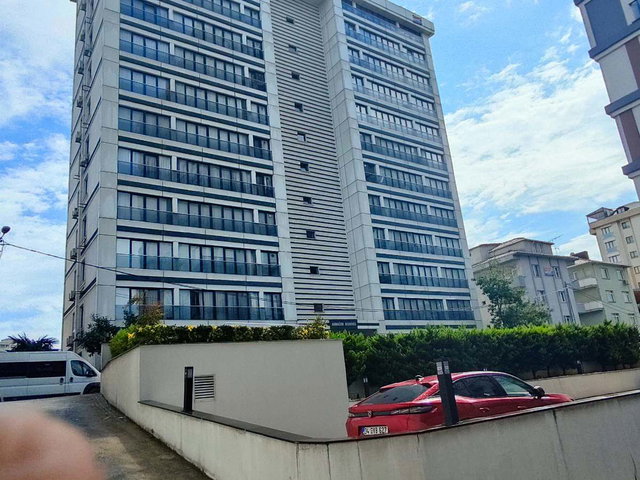 ÜMRANIYE ARMAĞANEVLER METROYA 200 M MSESAFEDE KIRALIK 2+2 TERASLI DOBLEKS DAIRE