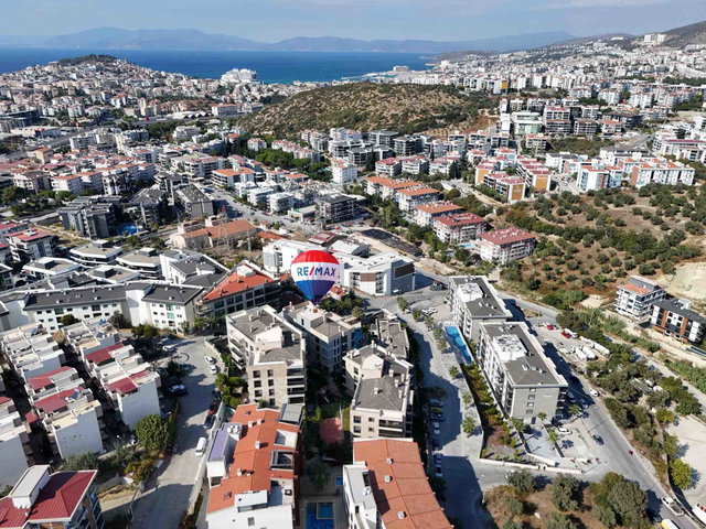 KUŞADASI MY WORLD REZİDANS'TA SATILIK 2+1 DAİRE