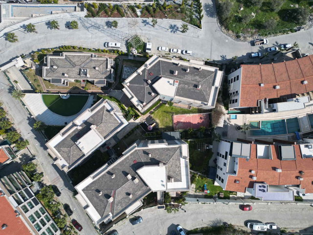 KUŞADASI MY WORLD REZİDANS'TA SATILIK 2+1 DAİRE