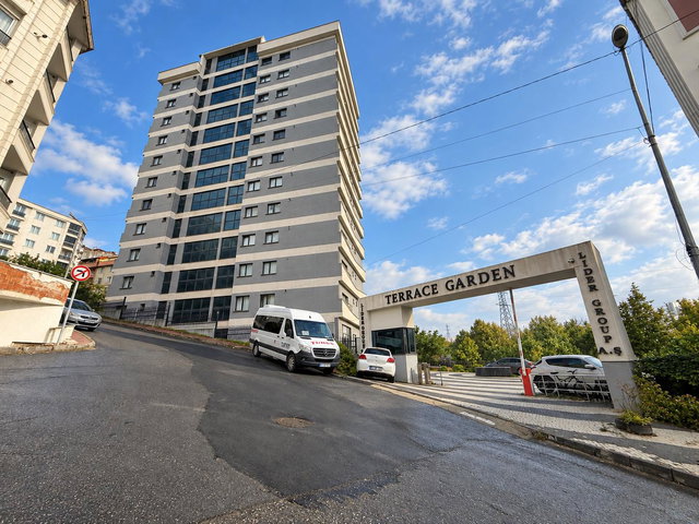 METROBÜSE YAKIN DOĞA MANZARALI EŞYALI KIRALIK 1+1 DAIRE