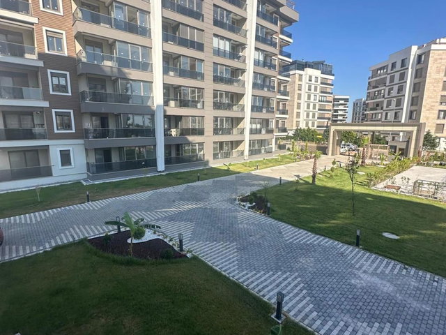 KEPEZ GÖÇERLER’DE SIFIR 1+1 SATILIK DAİRE