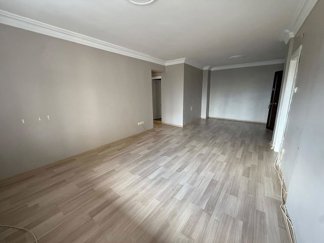 KADIKÖY 19 MAYIS’TA BOŞ 3+1 | BALKONLU, DOĞALGAZ KOMBİLİ, KREDİYE UYGUN