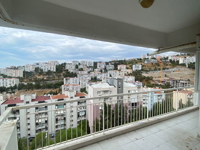 ÇIĞLI YAKAKENT MAHALLESINDE  3+1 KIRALIK DAIRE