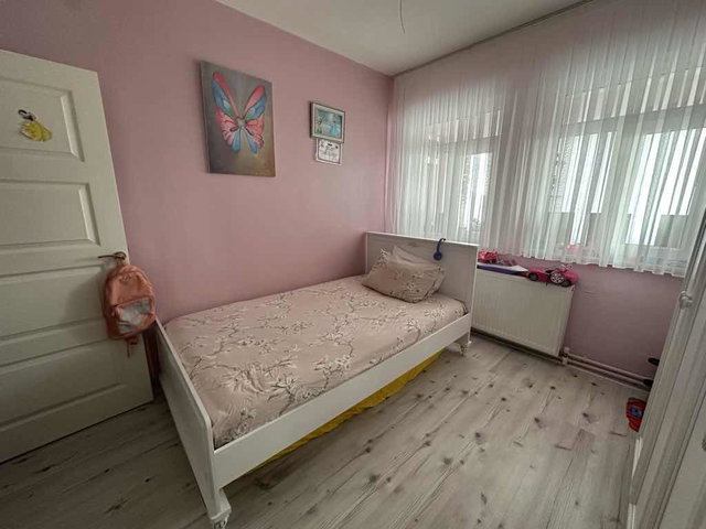 CUMHURİYET MAHALLESİNDE 2+1 SATILIK DAİRE