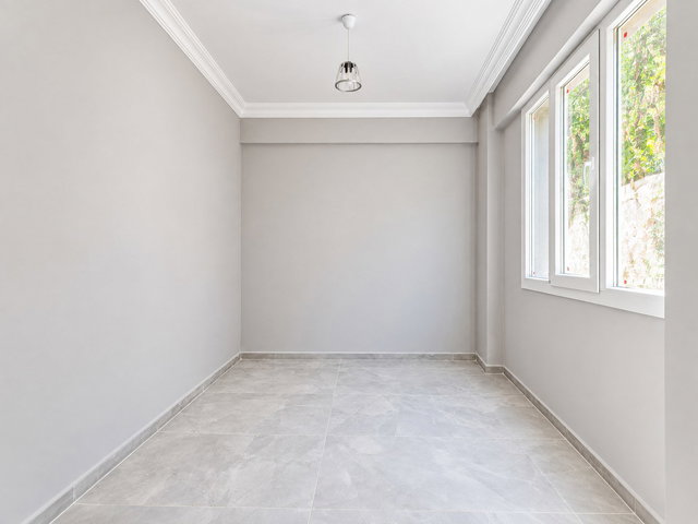 ÇAMLIÇAYDA GÜZELBAHÇEYE 3 DK | BAHÇE KULLANIMLI SIFIR 2+1