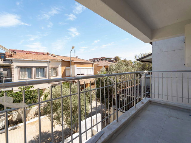 ÇAMLIÇAYDA GÜZELBAHÇEYE VE DENİZE 3 DK | BALKONLU SIFIR 2+1